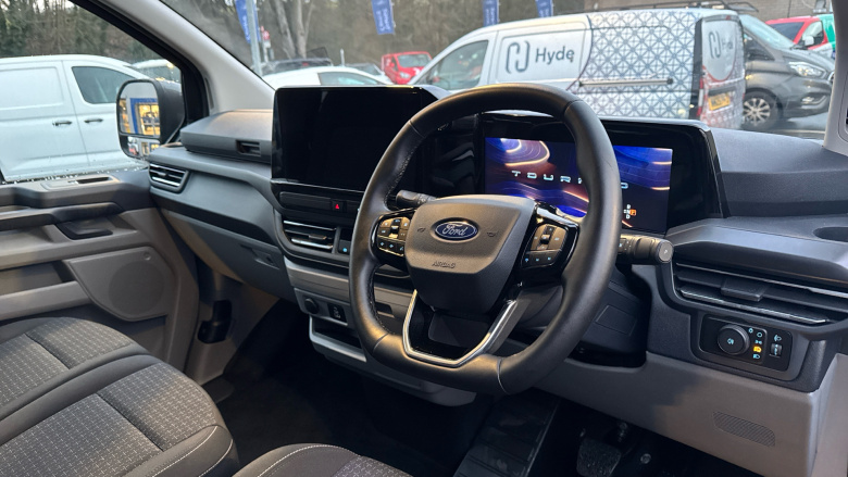 Ford Tourneo Custom 320 L2 Diesel Fwd 2.0 EcoBlue 136ps H1 Zetec 8 seater Auto